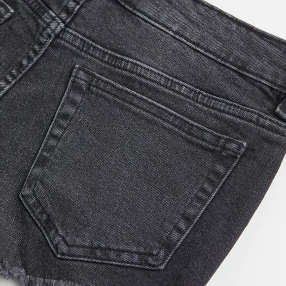 H&M Dark Gray Low Waist Denim Shorts/NWT/10 - Picture 2 of 10